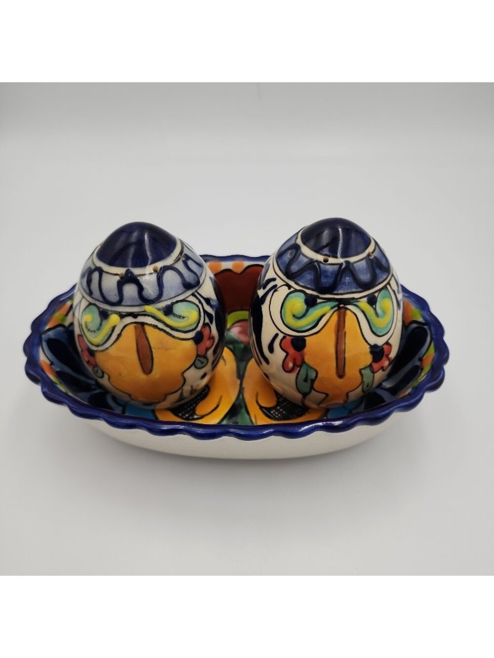 Mexican Pottery Salt Pepper Shaker 3x2” Plate 7” Signed Mexico